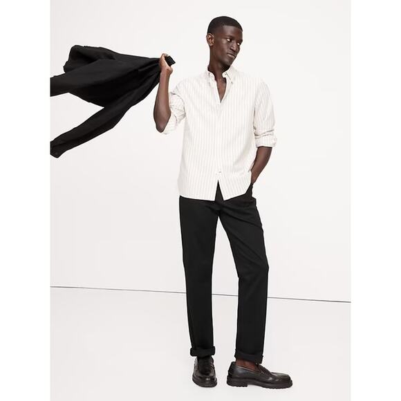 Banana Republic Other - Banana Republic Men’s Traveler Jeans Slim Fit 31 x 30 BLACK EUC Slim Straight